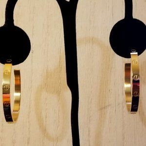 Beautiful Stainless Steel Gold Filled Screw Hoops